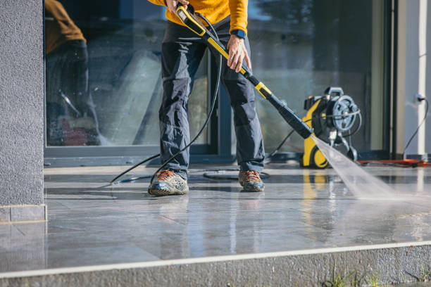 Best Driveway Pressure Washing  in Tellico Village, TN